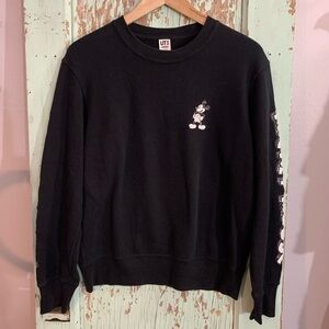 Adult unisex Uniqlo x Disney Mickey Mouse black crewneck sweatshirt